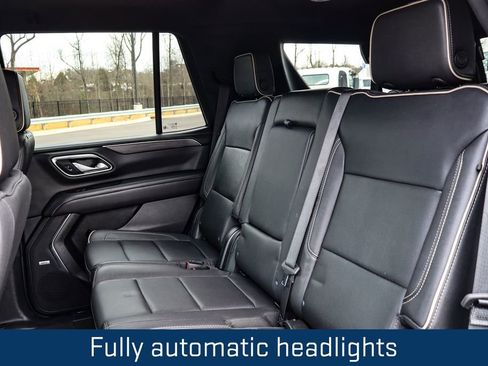 Used 2023 GMC Yukon SLT image 12