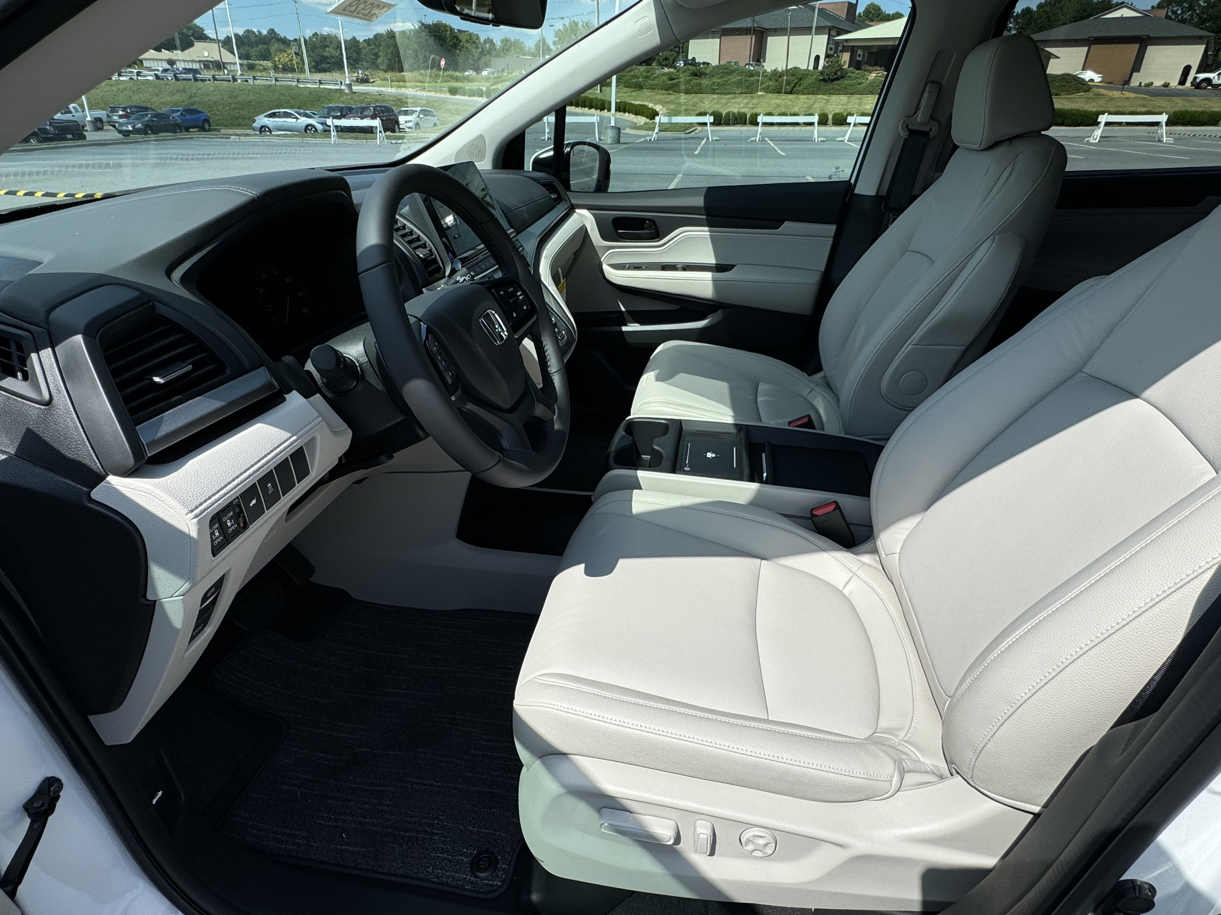 New 2027 Honda Odyssey EX-L image 12