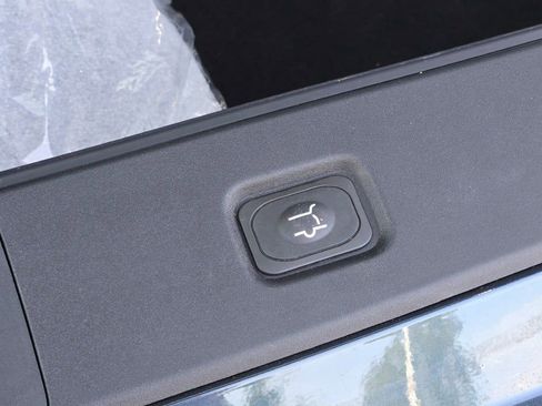 New 2025 Ford Expedition Max Active image 17