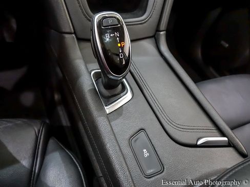 Used 2019 Cadillac XT5 Luxury FWD image 24