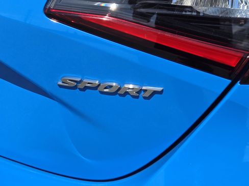Used 2023 Honda Civic Sport image 32