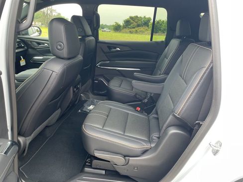 New 2026 Chevrolet Traverse High Country FWD image 21