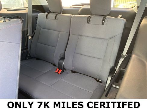 Certified 2025 Ford Explorer Active image 17