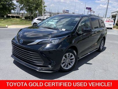 Certified 2025 Toyota Sienna XLE w/ XLE Plus Package