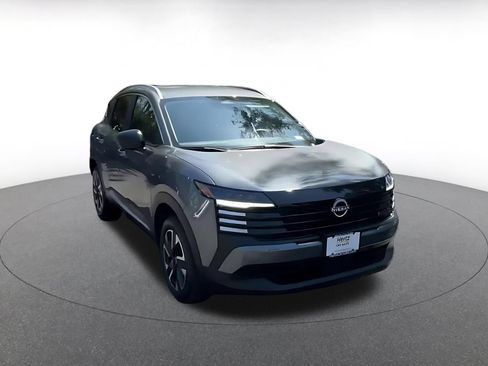 Used 2026 Nissan Kicks SV w/ Cold Weather Package AWD/4WD image 3