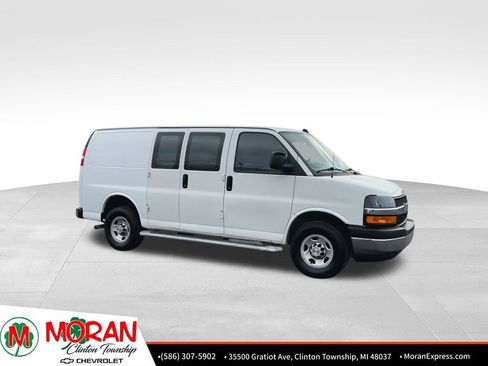 Used 2024 Chevrolet Express 2500 w/ Driver Convenience Package image 2