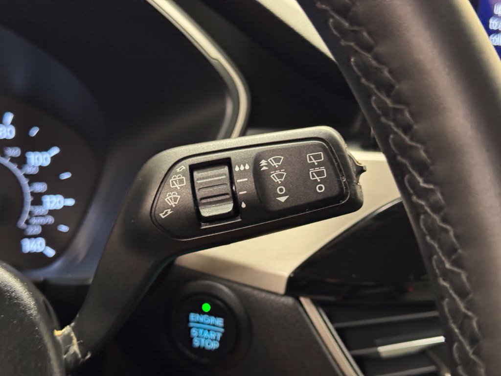 Used 2022 Ford Escape SE w/ Convenience Package FWD image 22