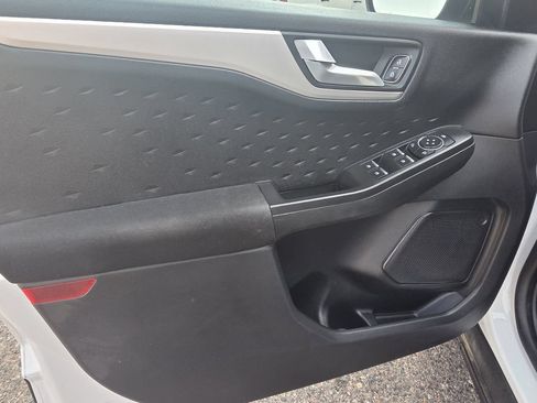 Used 2020 Ford Escape SE AWD/4WD image 14