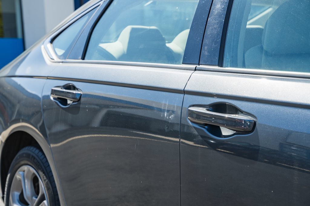 Used 2023 Honda Accord EX image 12