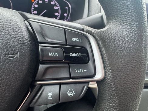 Used 2019 Honda Accord LX image 17