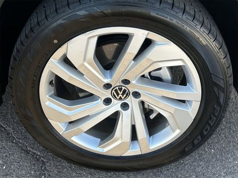 Used 2022 Volkswagen Atlas SE image 7