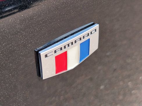 Used 2022 Chevrolet Camaro LT RWD image 11