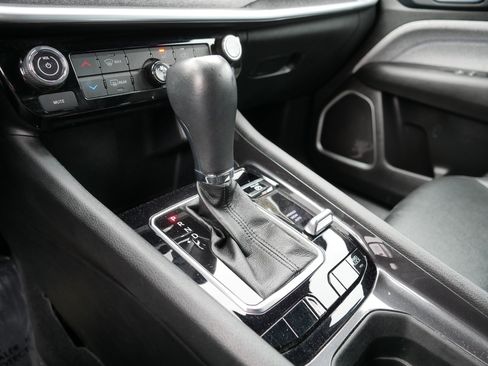 Certified 2024 Jeep Compass Latitude image 24