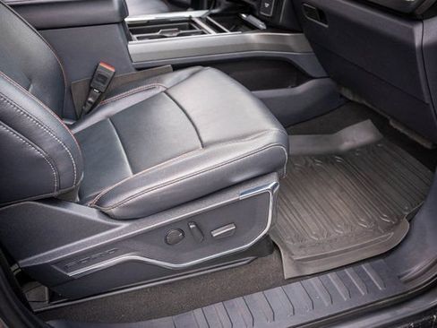 Used 2023 Ford F250 Lariat AWD/4WD image 31