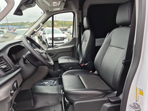New 2026 Ford Transit 250 148 High Roof Extended w/ Load Area Protection Package image 18