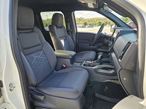 New 2026 Nissan Frontier SV w/ SV Convenience Package image 15