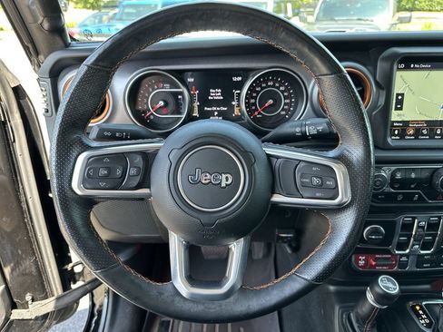 Certified 2022 Jeep Gladiator Mojave w/ Cold Weather Group AWD/4WD image 12