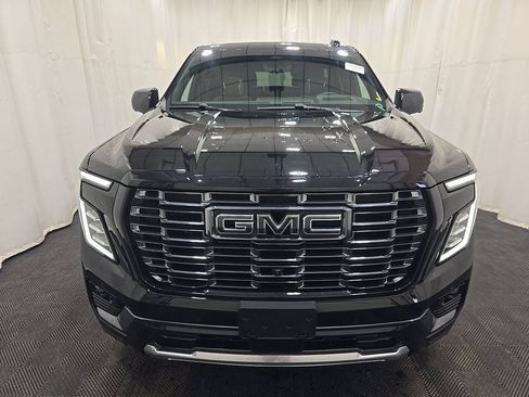 Used 2026 GMC Yukon Denali Ultimate AWD/4WD image 9