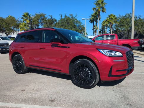 New 2026 Lincoln Corsair Grand Touring image 2