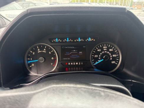 Used 2015 Ford F150 XLT w/ Equipment Group 302A Luxury AWD/4WD image 35