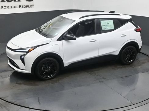 New 2027 Chevrolet Bolt RS w/ LPO, All-Weather Package FWD image 22