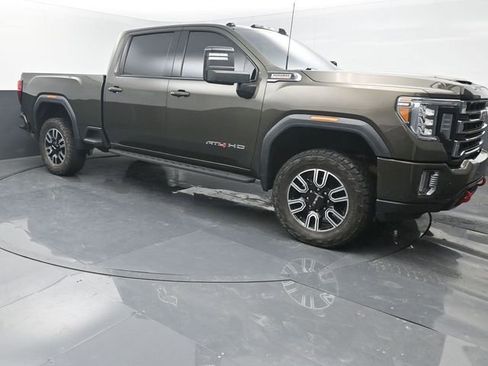 Used 2023 GMC Sierra 2500 AT4 w/ AT4 Preferred Package AWD/4WD image 7