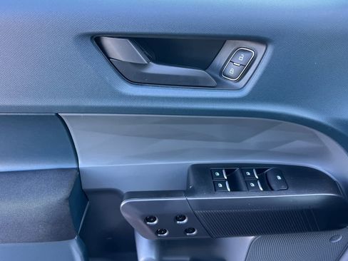 New 2026 Ford Maverick XL image 13