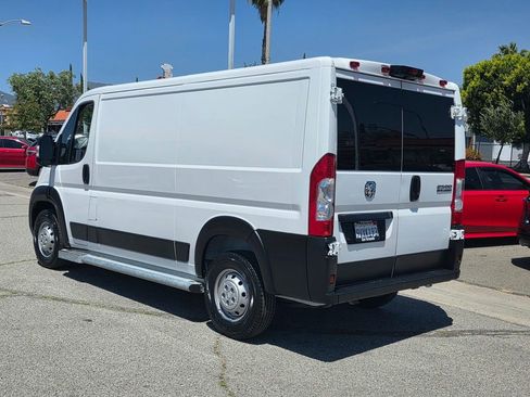 Used 2023 RAM ProMaster 2500 FWD image 6