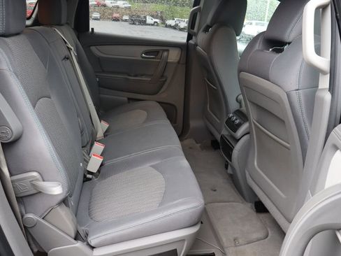 Used 2015 Chevrolet Traverse LS FWD image 18