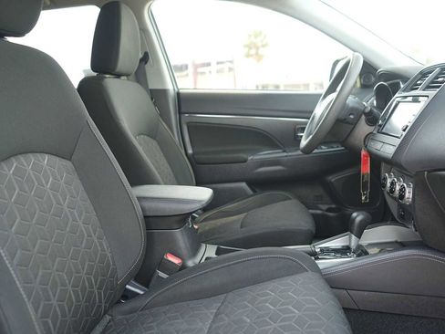 Used 2022 Mitsubishi Outlander Sport ES FWD image 15