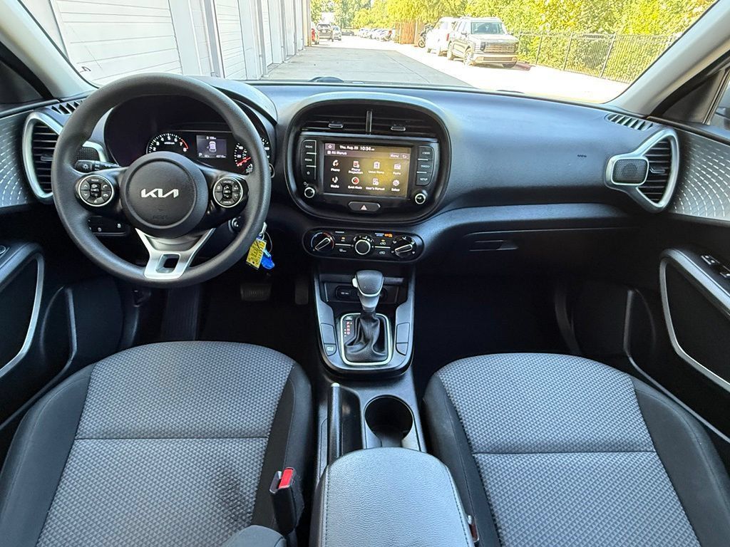 Used 2022 Kia Soul LX w/ Technology Package FWD image 26