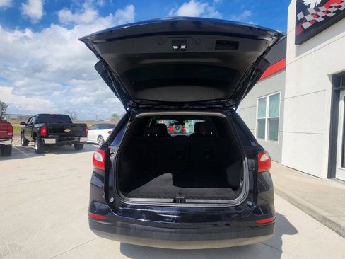 Used 2020 Chevrolet Equinox LS w/ LS Convenience Package FWD image 21