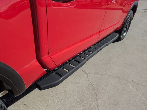 Used 2021 Nissan Titan PRO-4X w/ Pro-4x Convenience Package image 30