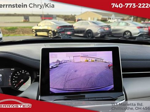 Used 2023 Jeep Compass Limited w/ Sun and Sound Group AWD/4WD image 19