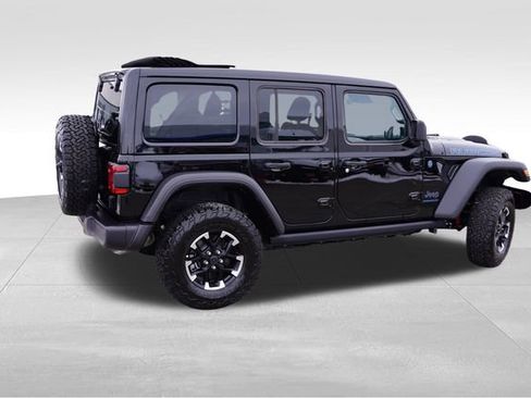 Certified 2025 Jeep Wrangler Unlimited Rubicon 4xe w/ Safety Group image 5