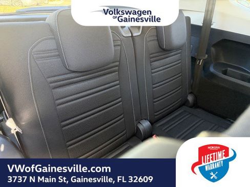 Certified 2024 Volkswagen Tiguan S image 9