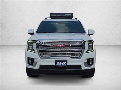 Used 2021 GMC Yukon XL SLE w/ Gmc Pro Safety Plus Package AWD/4WD image 2