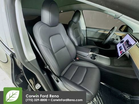 Used 2024 Tesla Model Y Long Range image 28