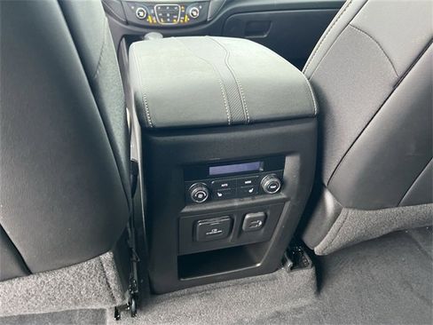 Certified 2023 Chevrolet Traverse Premier w/ LPO, Floor Liner Package image 22