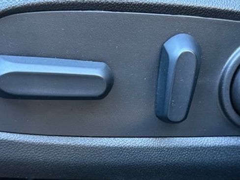 Used 2024 Chevrolet Malibu LT image 25