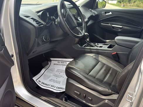 Used 2017 Ford Escape Titanium w/ Canadian Touring Package FWD image 14
