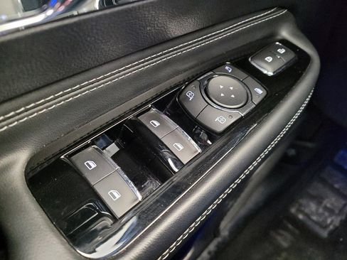 Used 2020 Lincoln Corsair AWD w/ Equipment Group 101A image 27