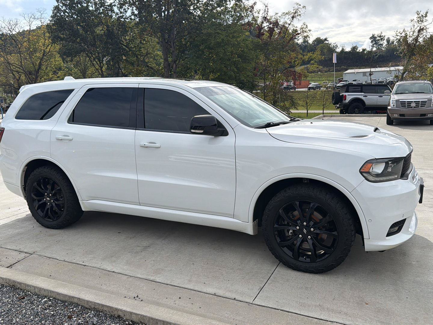 Used 2019 Dodge Durango R/T w/ Trailer Tow Group IV AWD/4WD image 2