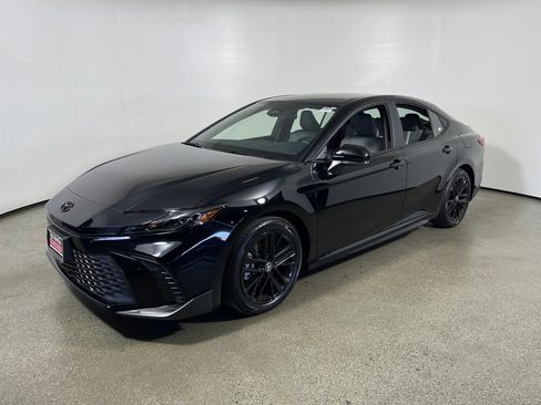 New 2026 Toyota Camry SE image 7