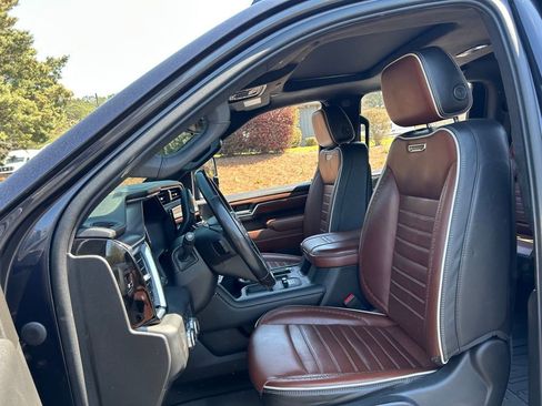 Used 2024 GMC Sierra 2500 Denali Ultimate image 47