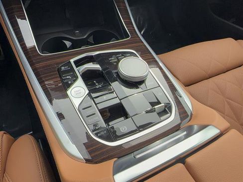 New 2026 BMW X5 xDrive50e w/ M Sport Package image 16