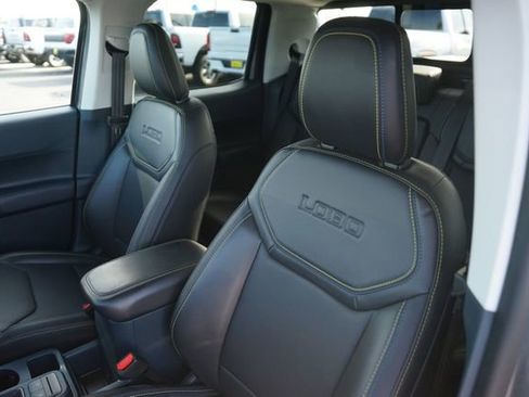 Used 2025 Ford Maverick Lobo AWD/4WD image 10