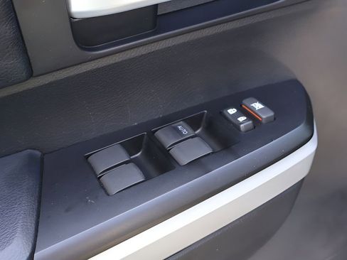 Certified 2021 Toyota Tundra SR5 image 10