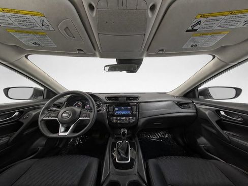 Used 2020 Nissan Rogue SV AWD/4WD image 25