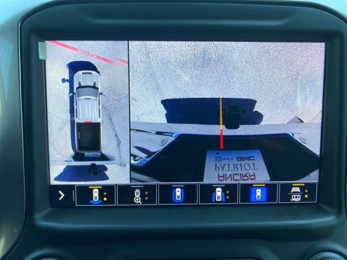 Used 2022 Chevrolet Silverado 2500 LTZ w/ LTZ Premium Package image 15